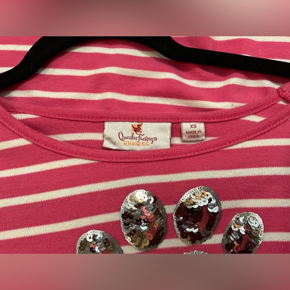 Quacker Factory: Pink and white striped top with a sequin embellished paw print - Picture 3 of 7